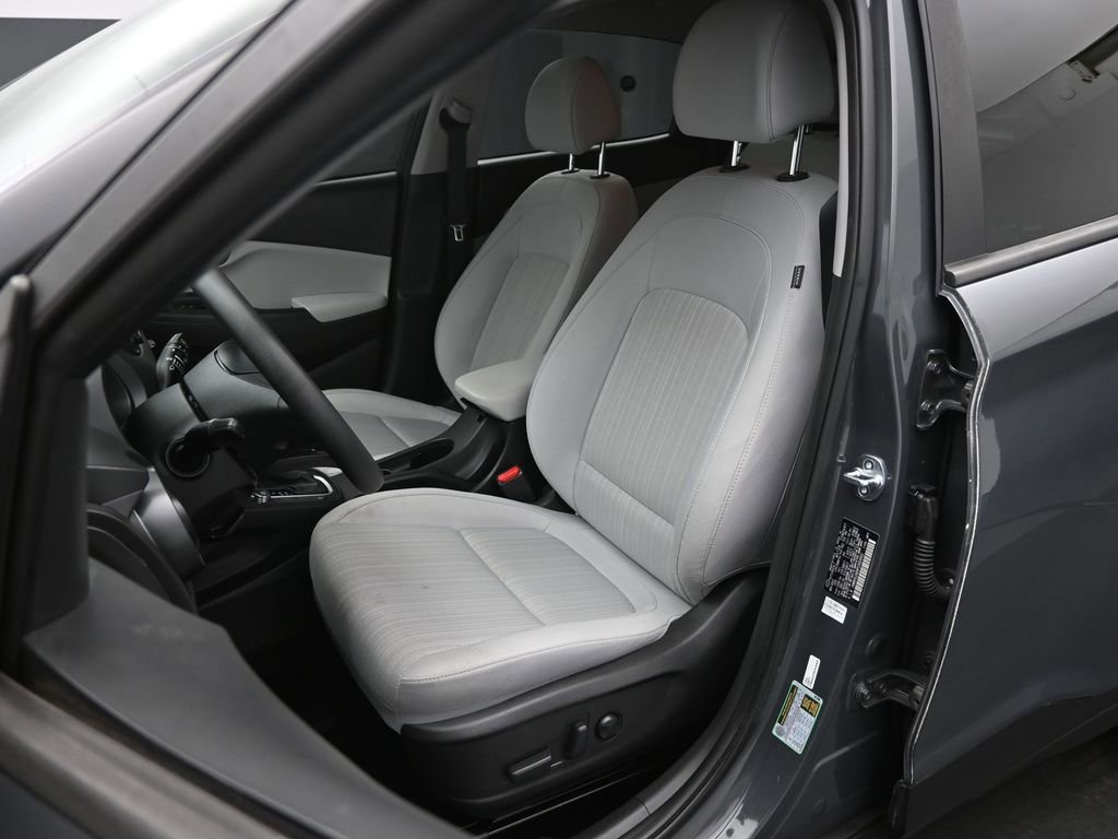 Used 2023 Hyundai Kona SEL image 37