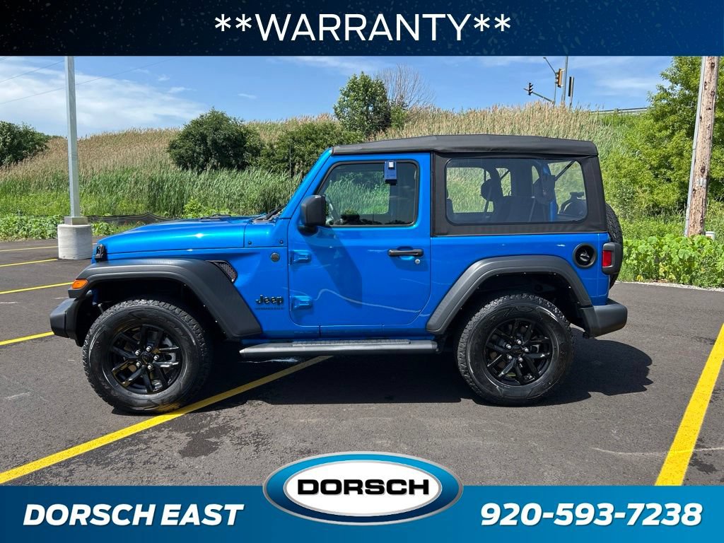 Used 2023 Jeep Wrangler Sport AWD/4WD image 3