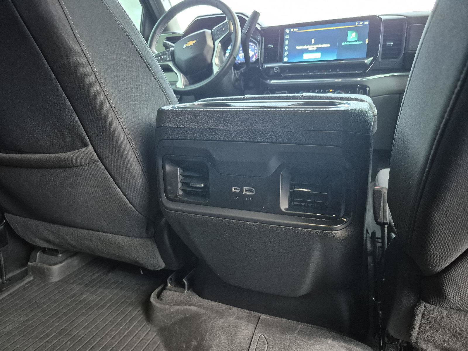 Used 2024 Chevrolet Silverado 2500 LT AWD/4WD image 9
