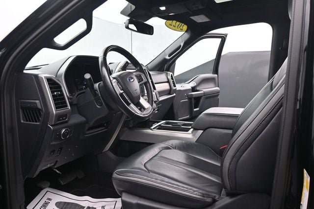 Certified 2022 Ford F350 Platinum w/ Tremor Off-Road Package AWD/4WD image 15