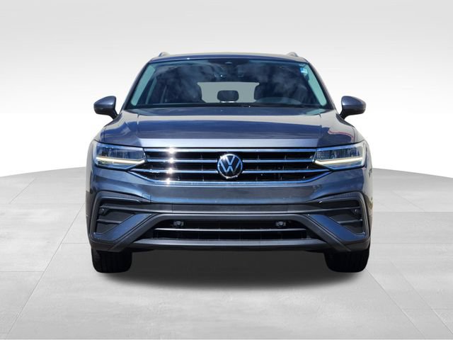 Used 2022 Volkswagen Tiguan SE AWD/4WD image 3
