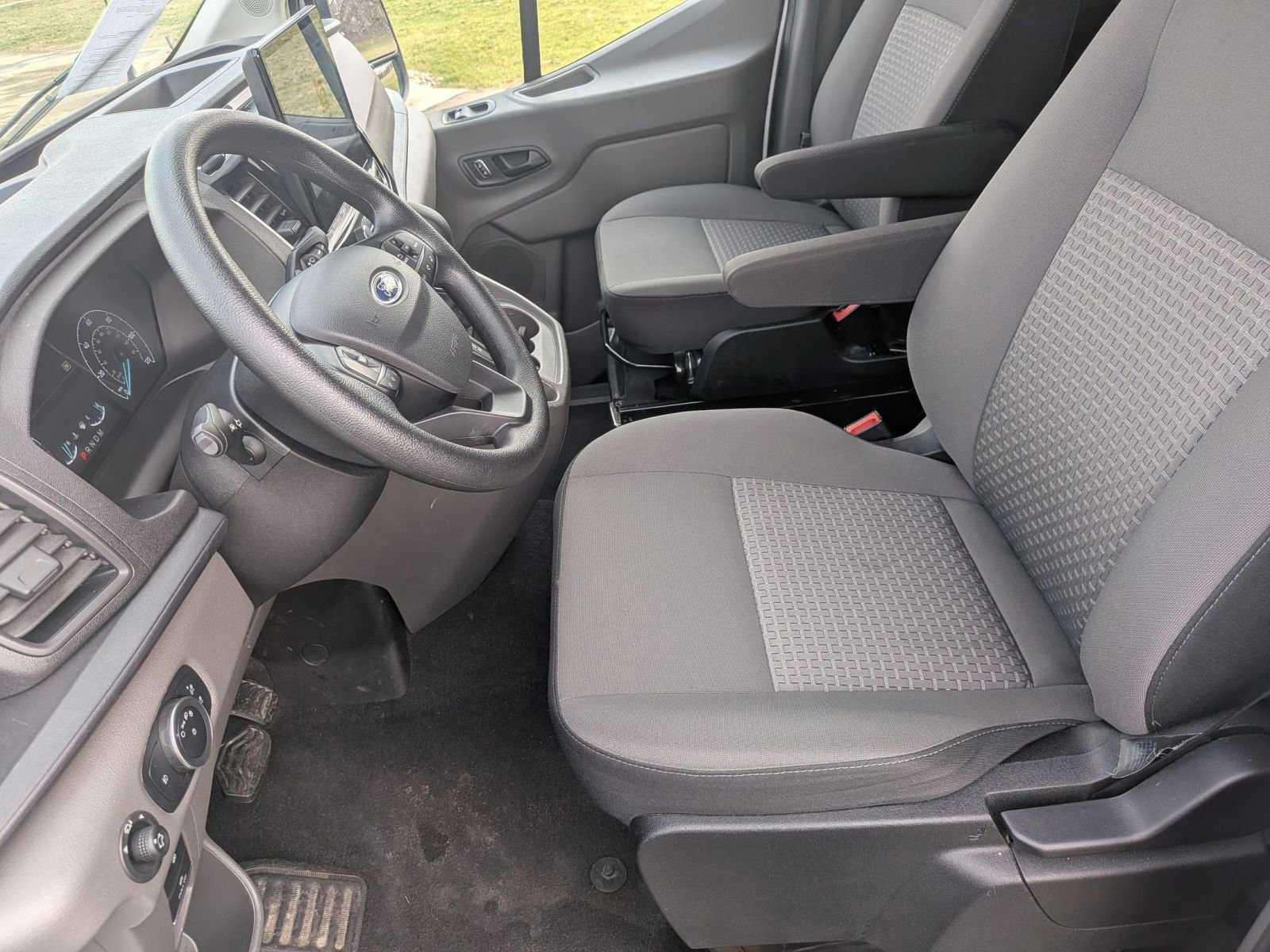 Certified 2024 Ford Transit 350 XLT RWD image 12