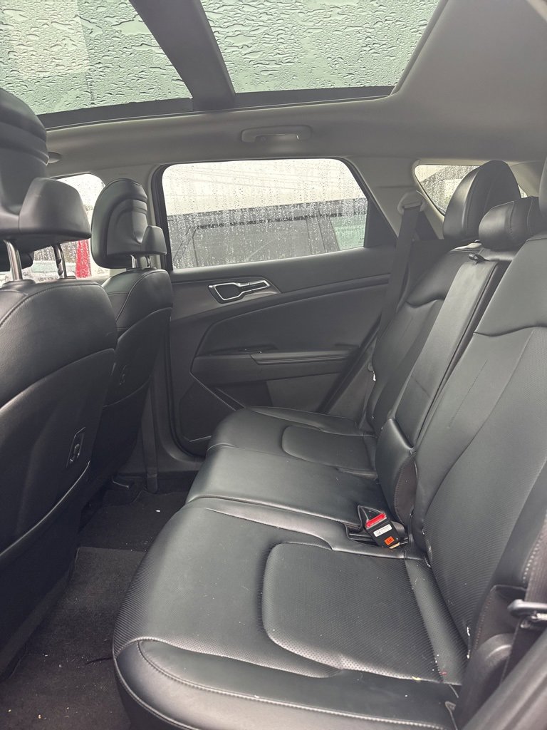 Used 2023 Kia Sportage SX image 9