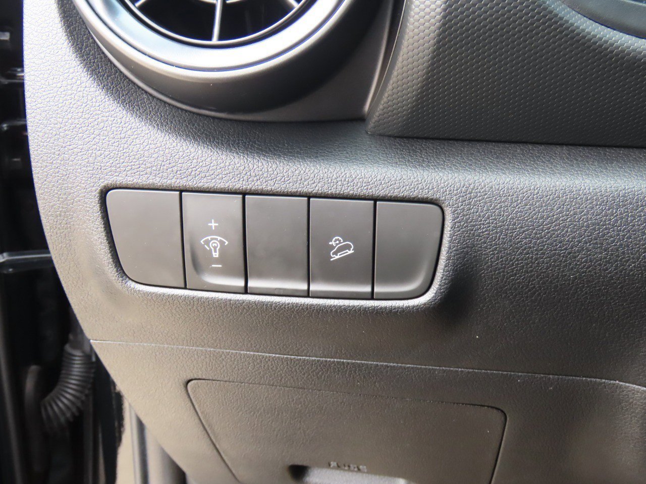 Used 2023 Hyundai Kona N image 26