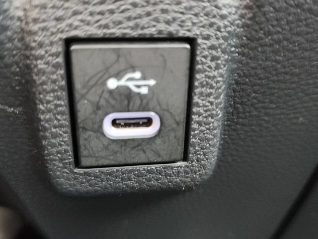 Used 2025 Toyota Corolla LE FWD image 29