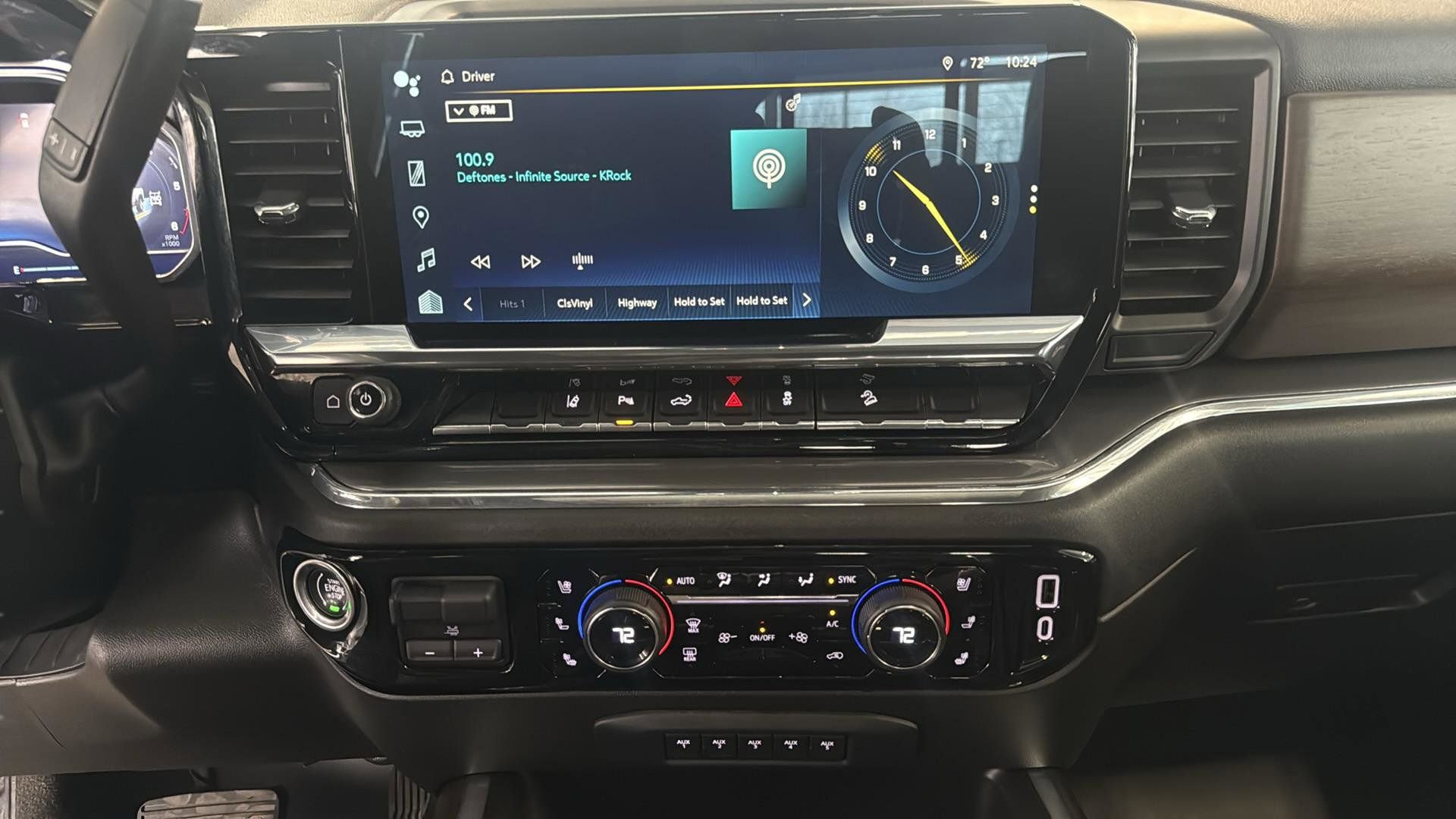 Used 2024 Chevrolet Silverado 2500 High Country w/ Z71 Off-Road Package image 13