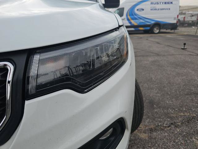 Used 2024 Jeep Compass Latitude AWD/4WD image 29