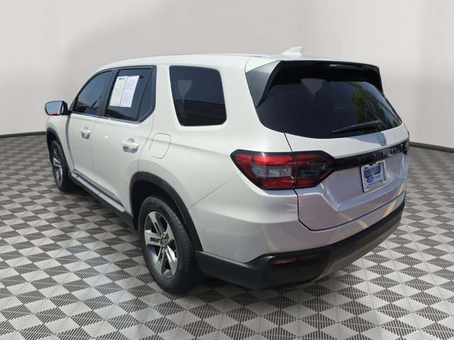 Used 2024 Honda Pilot EX-L image 4