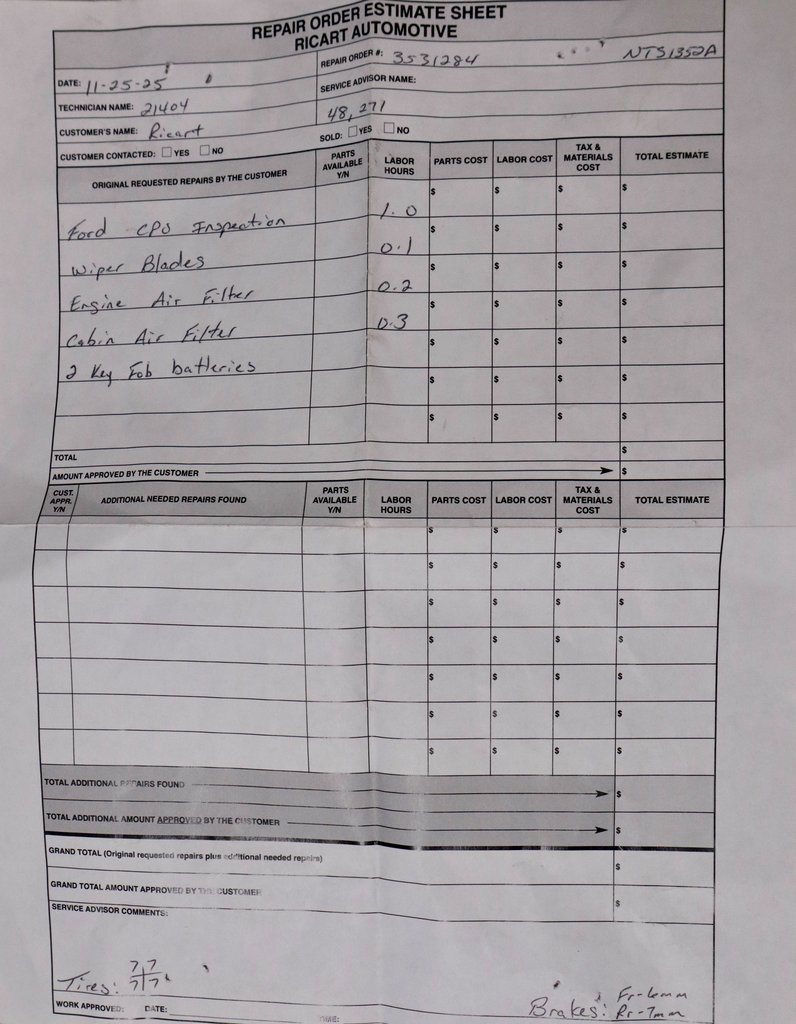 Used 2021 Chevrolet Traverse RS w/ LPO, Cargo Package image 5