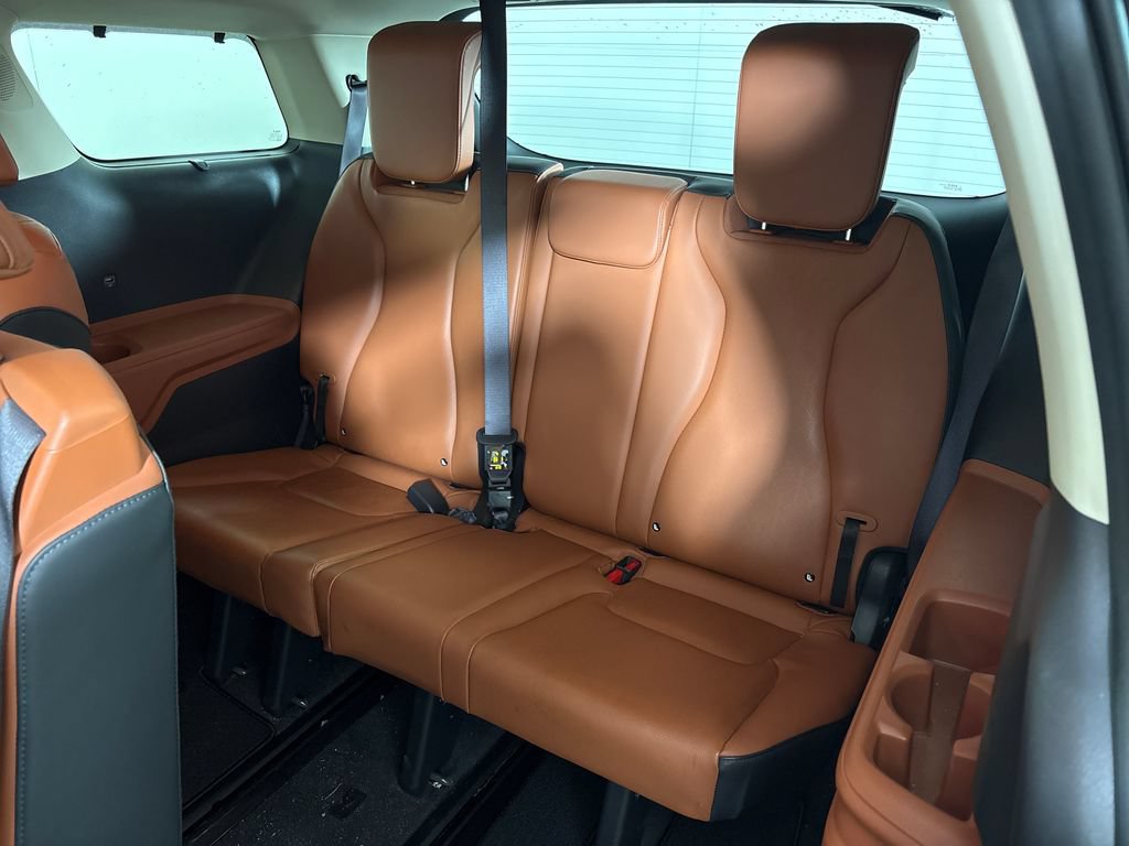 Used 2024 Kia Carnival SX FWD image 32