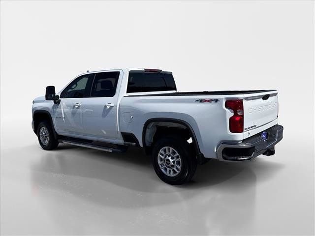 Used 2025 Chevrolet Silverado 2500 LT w/ Convenience Package image 5