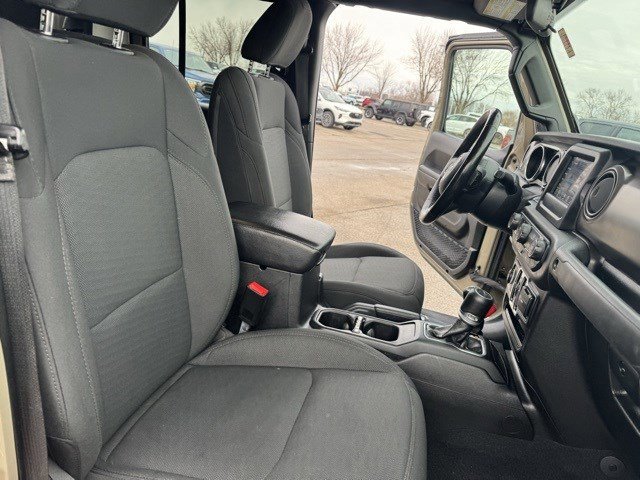 Used 2020 Jeep Gladiator Sport w/ Quick Order Package 24S image 30
