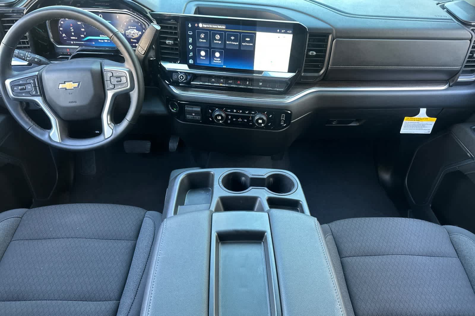 Used 2026 Chevrolet Silverado 1500 LT AWD/4WD image 3