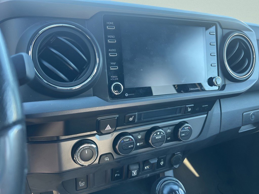 Used 2020 Toyota Tacoma TRD Off-Road w/ Technology Package AWD/4WD image 20