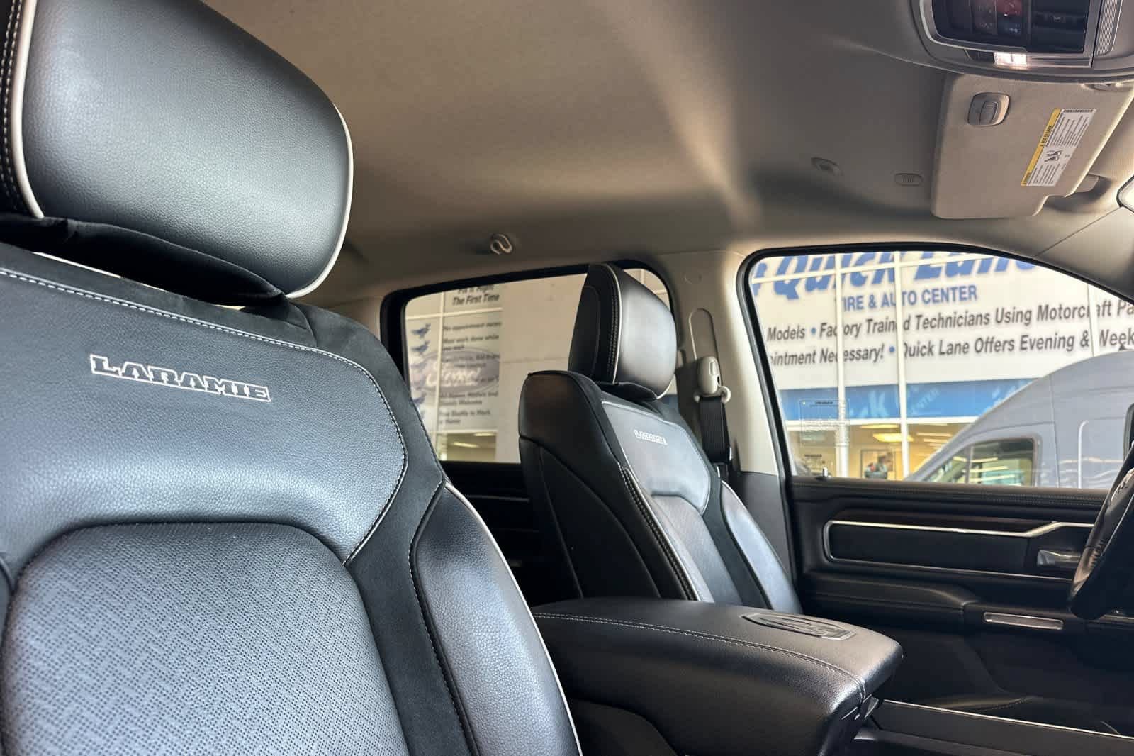 Used 2022 RAM 1500 Laramie AWD/4WD image 17