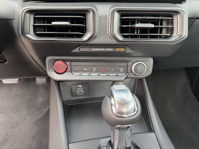 Certified 2025 Ford Mustang Coupe image 18