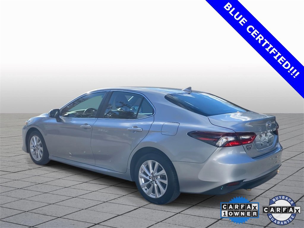 Used 2023 Toyota Camry LE image 2