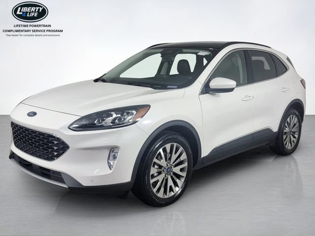 Certified 2022 Ford Escape Titanium w/ Class II Trailer Tow Package AWD/4WD image 7