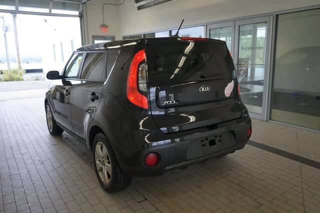 Used 2017 Kia Soul FWD image 11