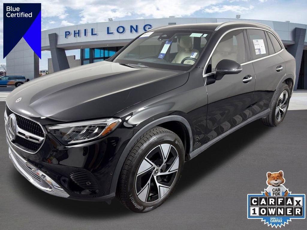 Used 2024 Mercedes-Benz GLC 300 4MATIC image 1