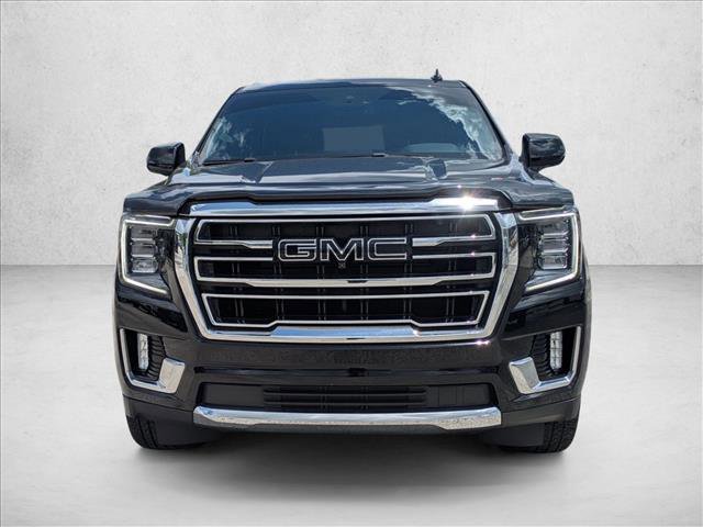 Used 2023 GMC Yukon SLT w/ SLT Premium Package AWD/4WD image 2