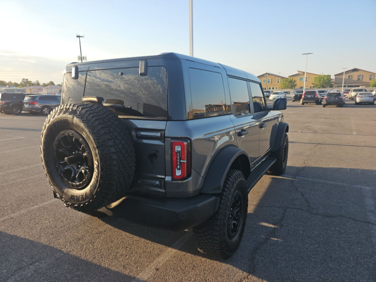 Certified 2024 Ford Bronco Wildtrak AWD/4WD image 2