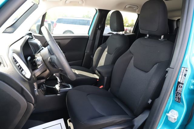 Used 2020 Jeep Renegade Sport w/ Sport Appearance Group AWD/4WD image 11