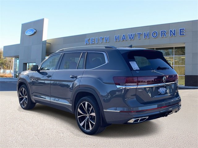 Used 2025 Volkswagen Atlas SEL Premium R-Line image 2