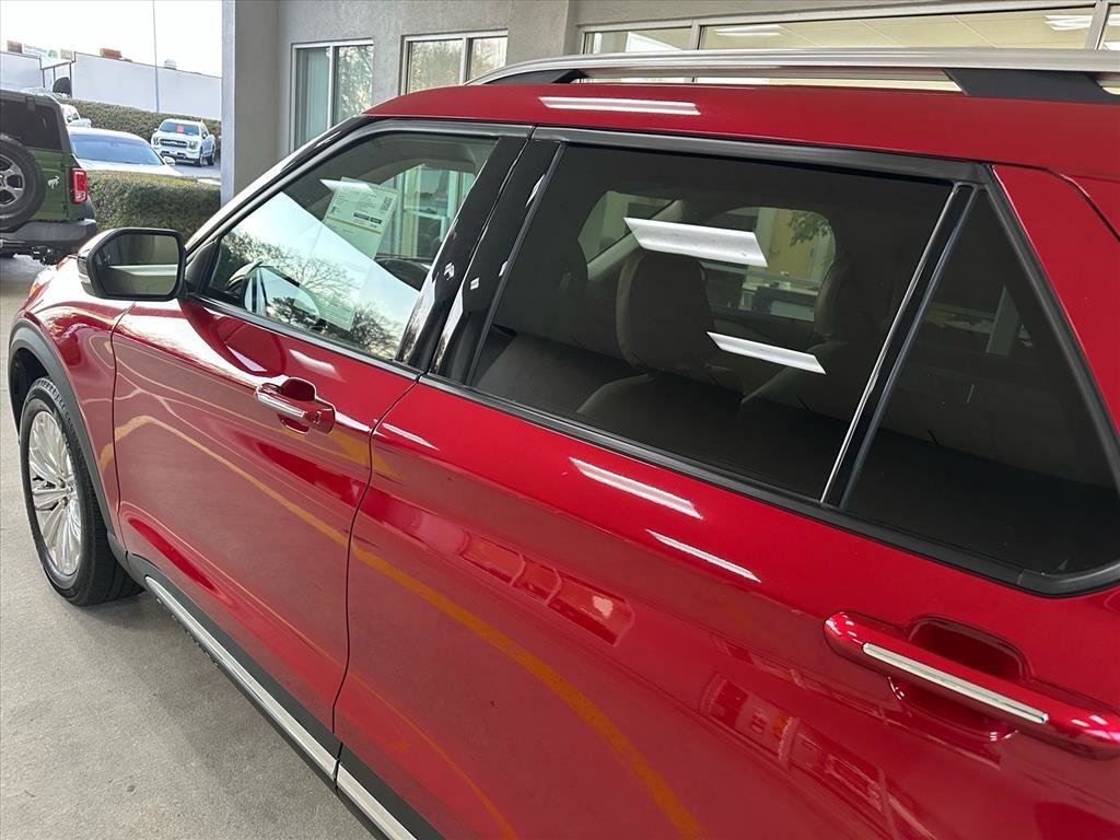 Certified 2022 Ford Explorer Limited w/ Equipment Group 301A image 13