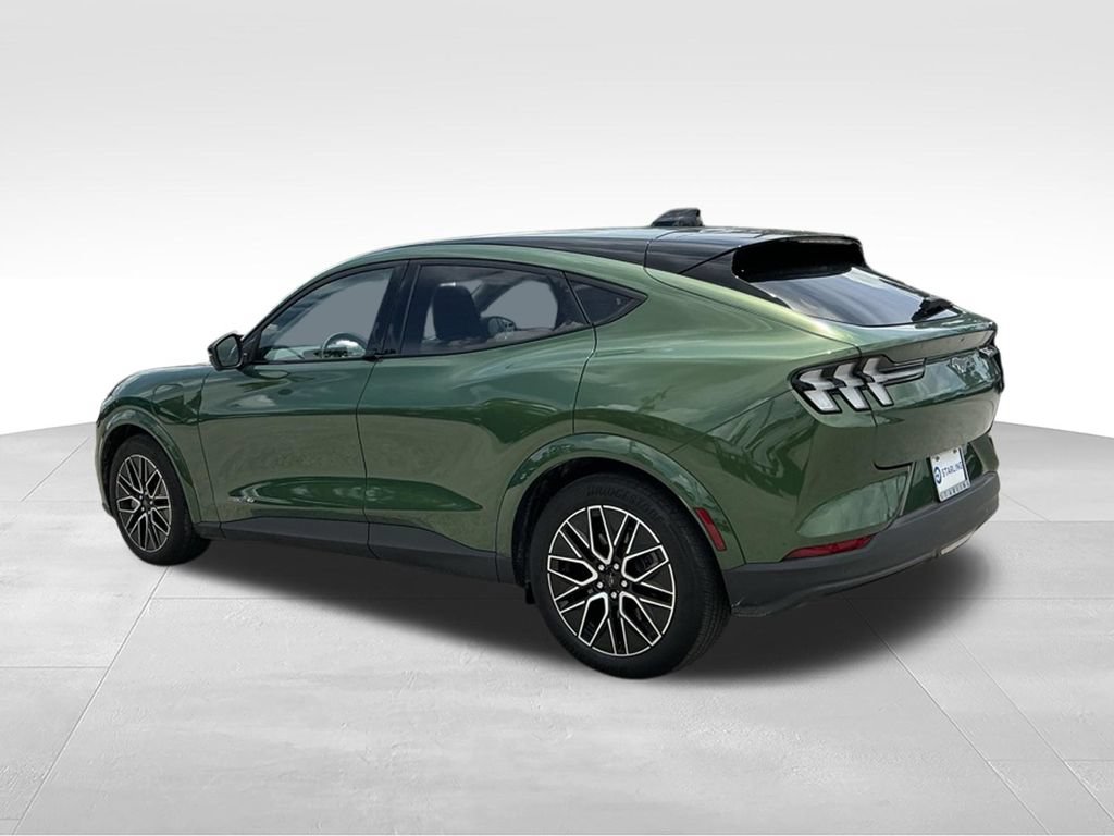 Certified 2025 Ford Mustang Mach-E Premium AWD/4WD image 4