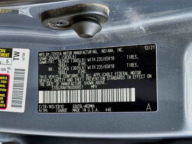 Used 2022 Toyota Highlander XLE FWD image 24