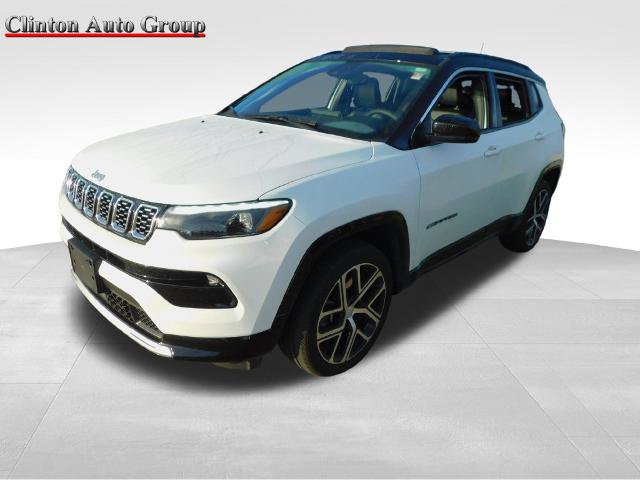 Used 2024 Jeep Compass Limited w/ Elite Group AWD/4WD image 1