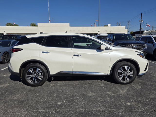 Used 2022 Nissan Murano S image 2