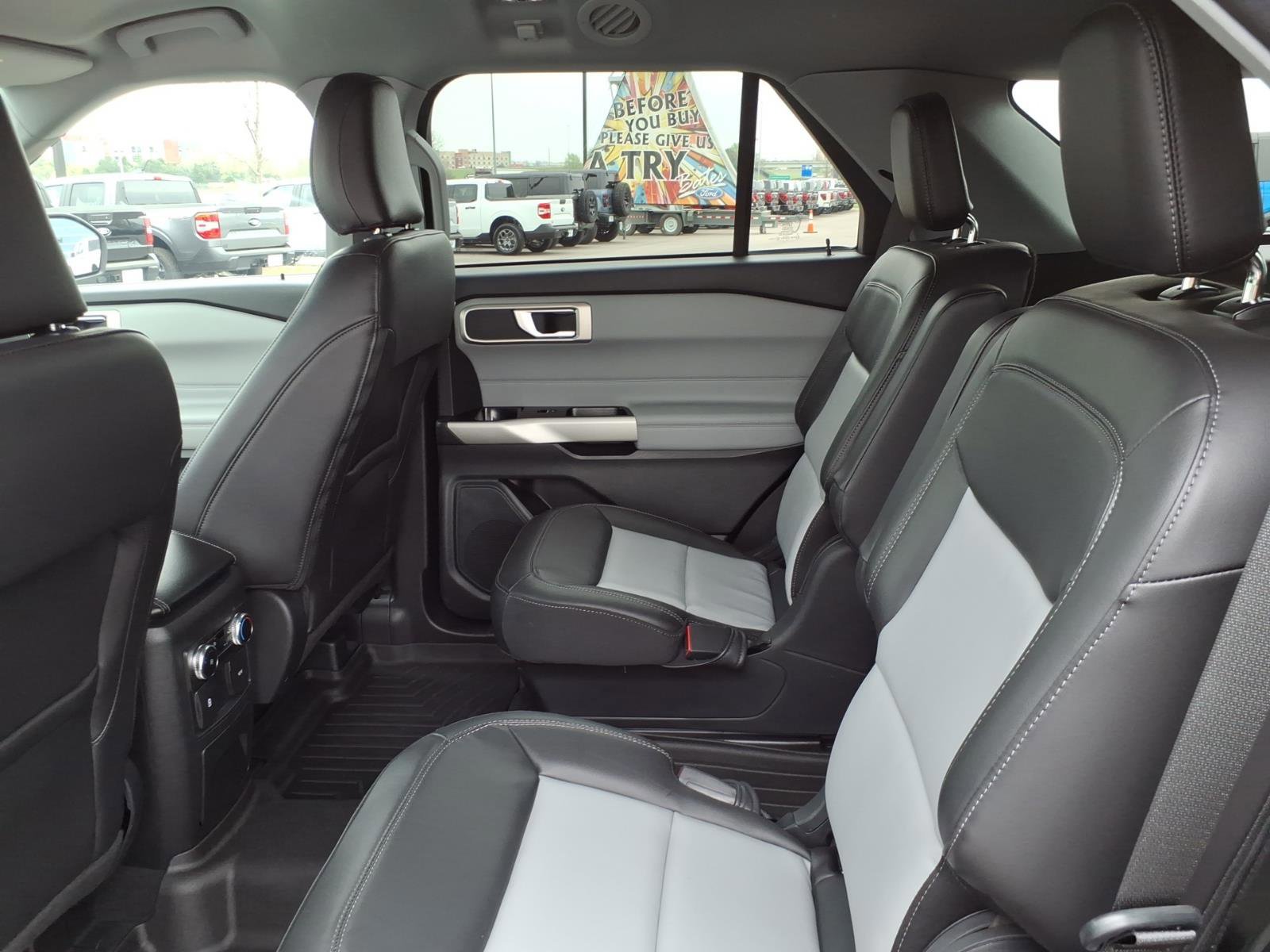 Certified 2023 Ford Explorer XLT w/ Equipment Group 202A image 14