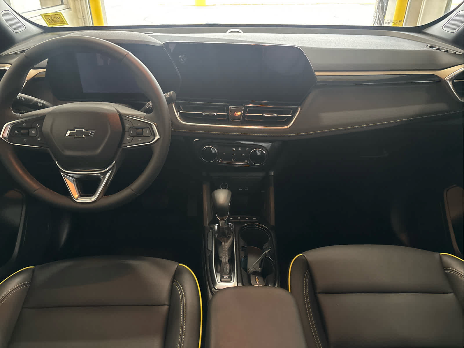Used 2025 Chevrolet TrailBlazer ACTIV AWD/4WD image 7