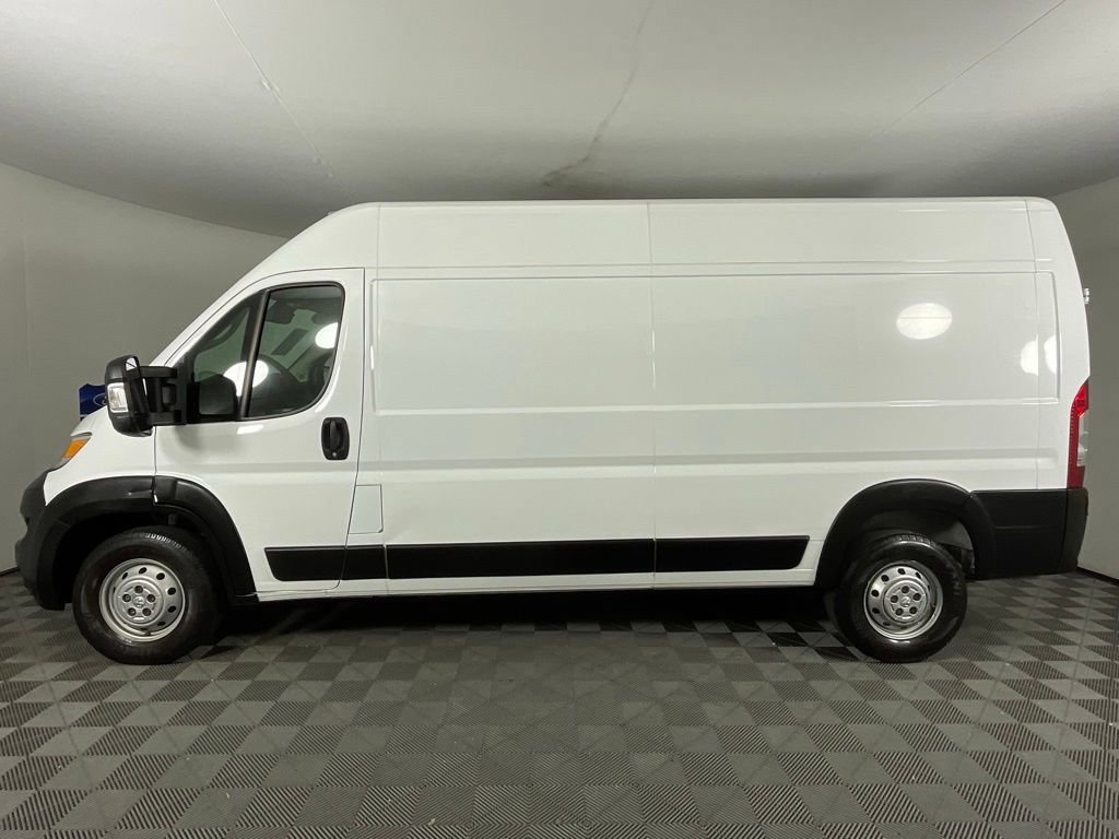 Used 2023 RAM ProMaster 2500 image 2