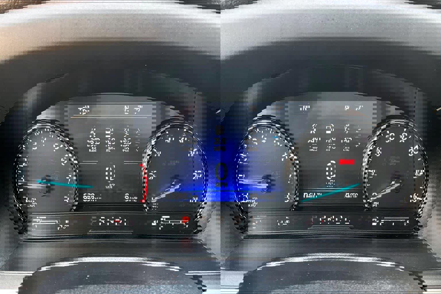 Certified 2022 Ford Explorer XLT w/ Equipment Group 202A image 27