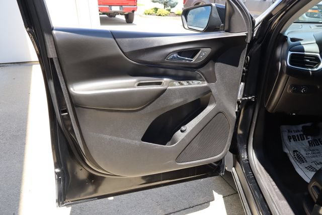 Used 2024 Chevrolet Equinox LT AWD/4WD image 12