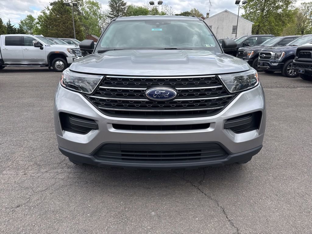 Certified 2023 Ford Explorer XLT w/ Class IV Trailer Tow Package AWD/4WD image 2