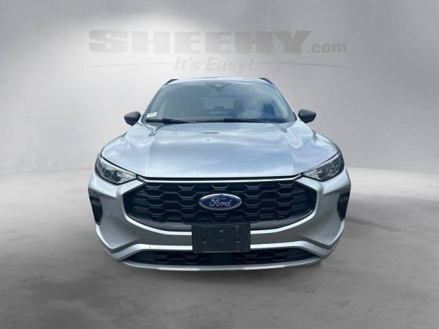 Certified 2024 Ford Escape ST-Line FWD image 17