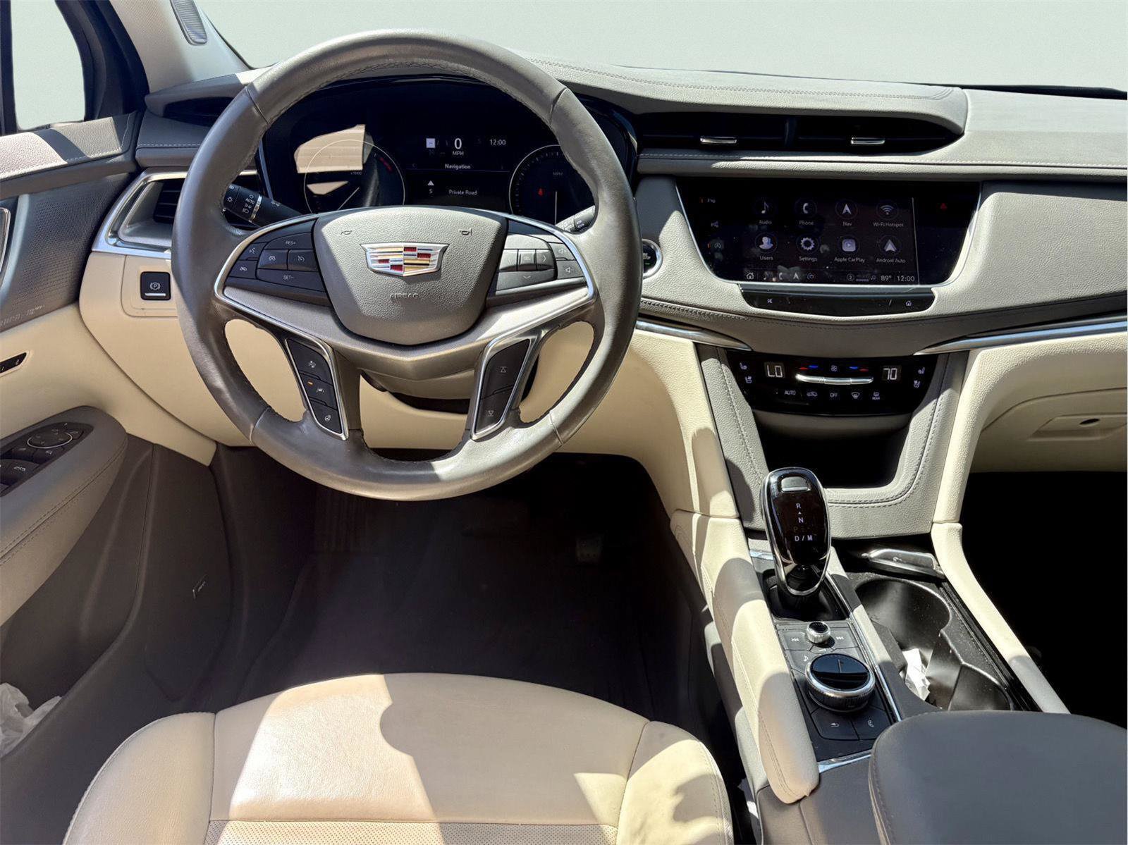 Used 2023 Cadillac XT5 Premium Luxury w/ Technology Package FWD image 10