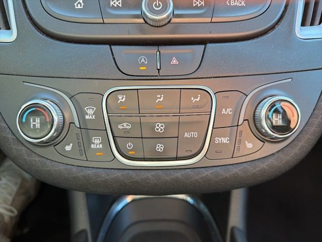 Used 2023 Chevrolet Malibu LT image 25