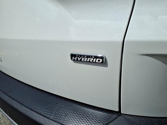 Certified 2022 Ford Escape SEL w/ Technology Package FWD image 9