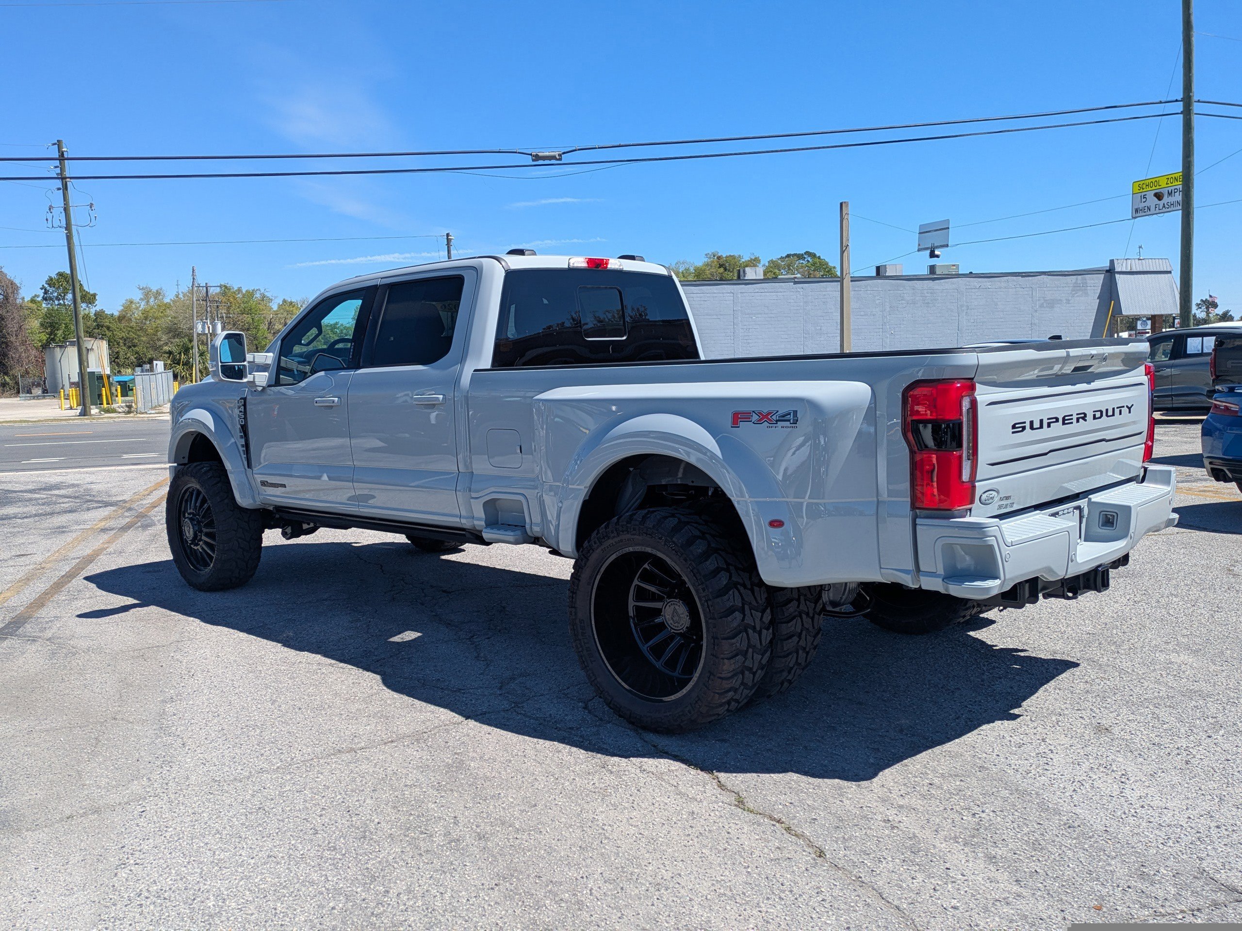 Certified 2026 Ford F450 Platinum w/ FX4 Off-Road Package image 3