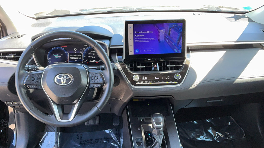 Used 2026 Toyota Corolla Cross XLE FWD image 38