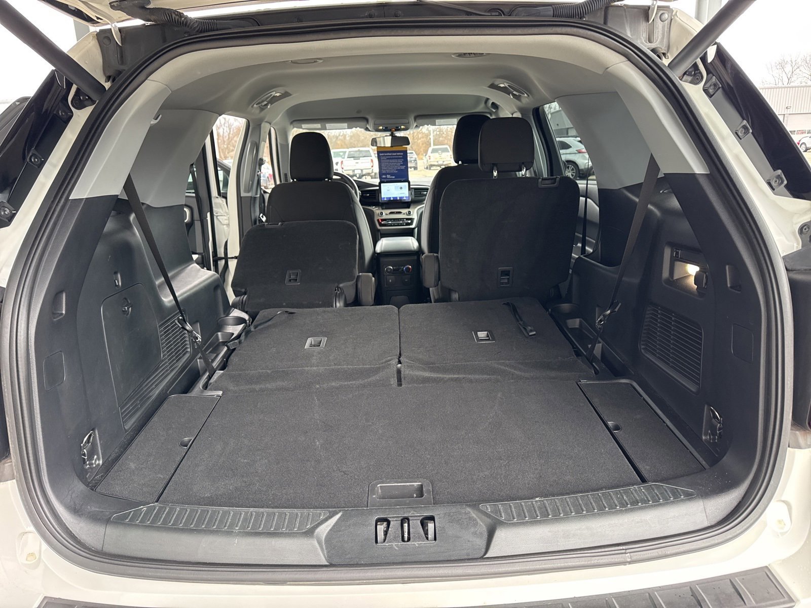 Certified 2023 Ford Explorer XLT image 36