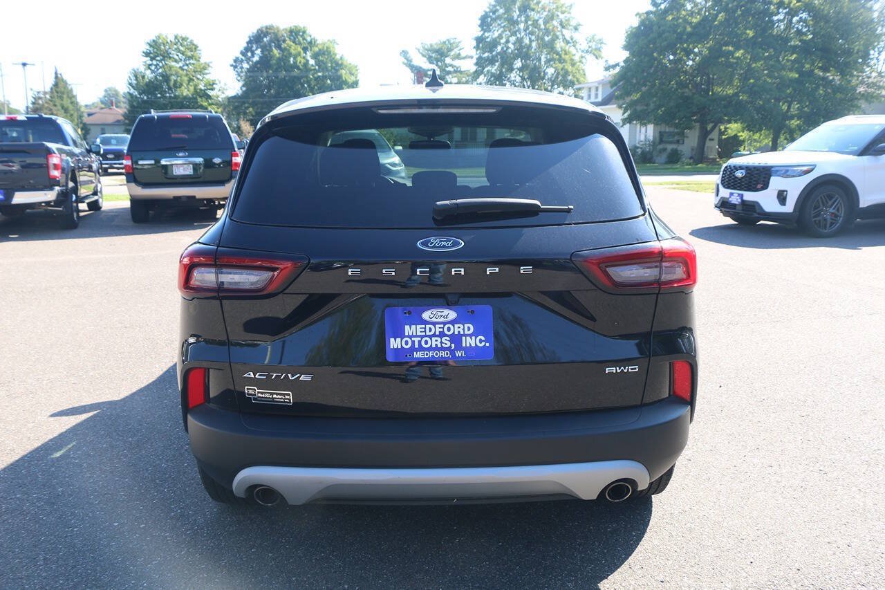 Certified 2024 Ford Escape Active AWD/4WD image 5