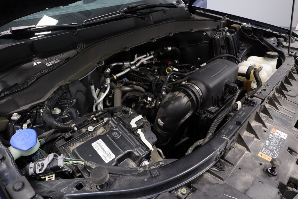 Certified 2022 Ford Explorer XLT w/ Equipment Group 202A image 15