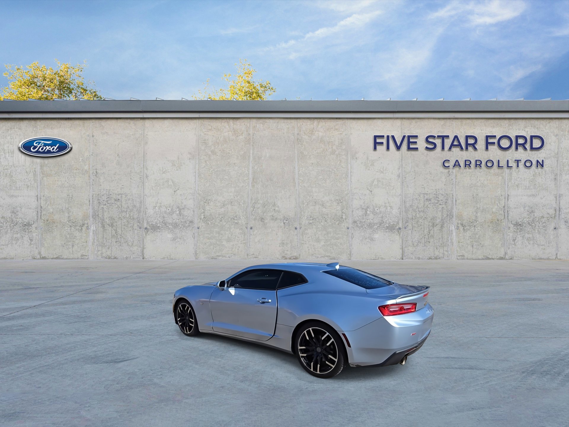 Used 2018 Chevrolet Camaro LT w/ RS Package image 3