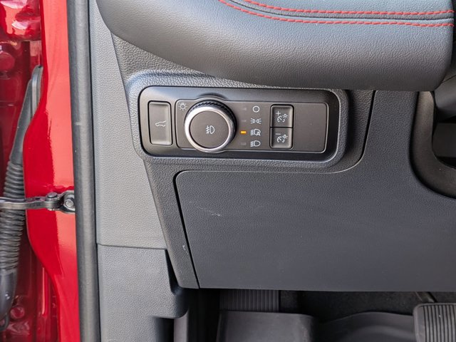 Certified 2025 Ford Explorer ST-Line image 17